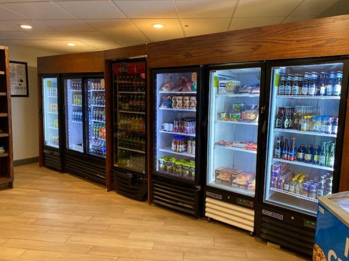 Best Western Premier Denver East Eksteriør billede