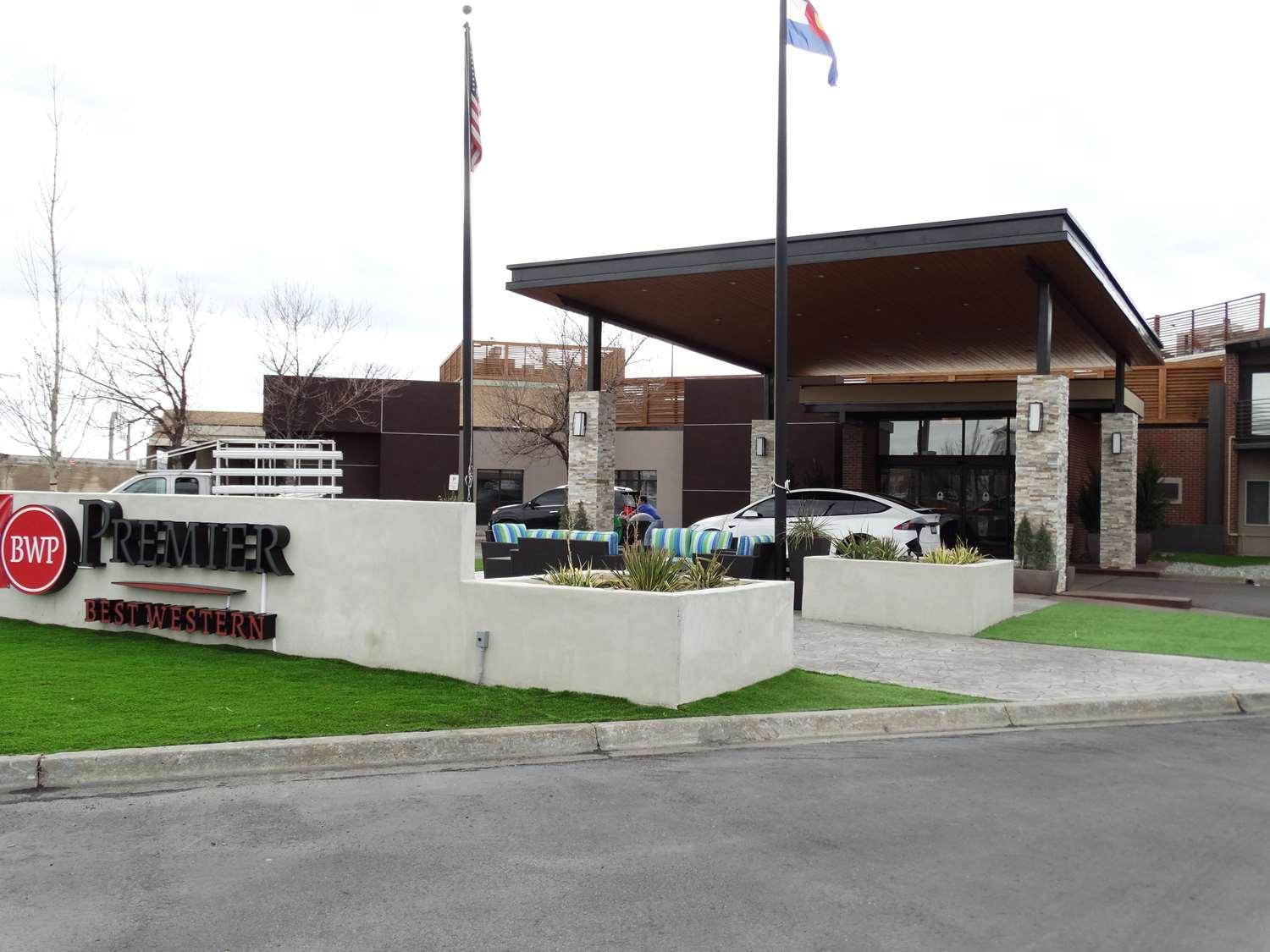 Best Western Premier Denver East Eksteriør billede