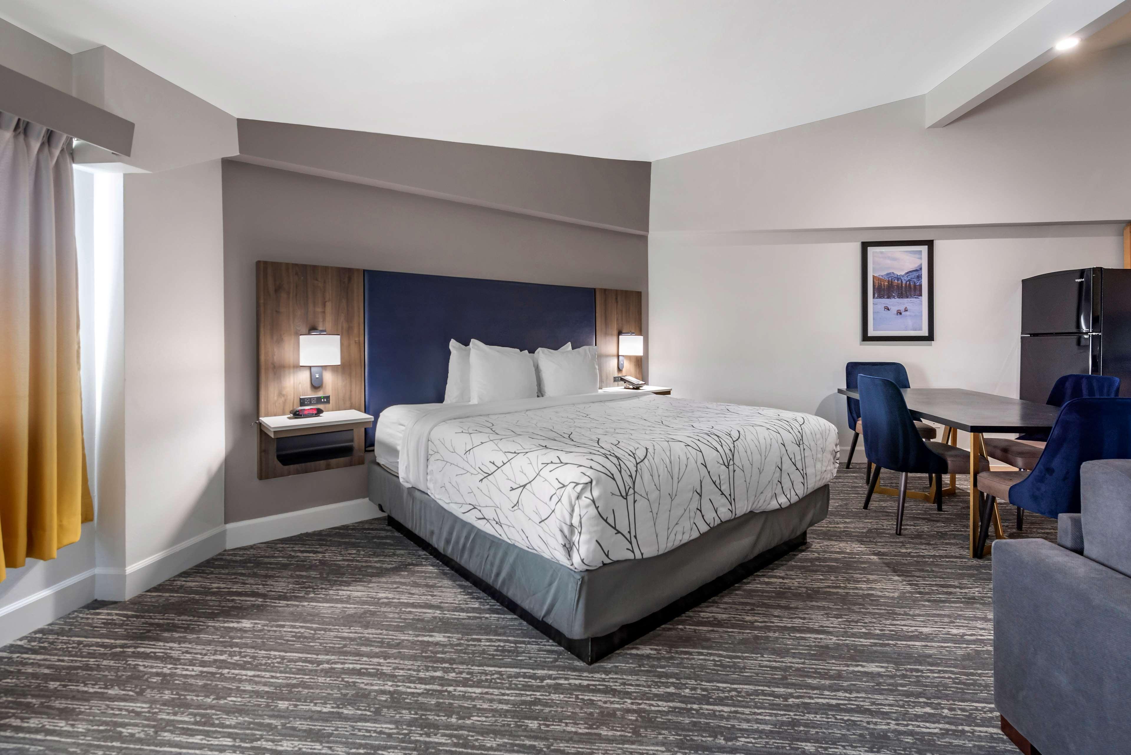 Best Western Premier Denver East Eksteriør billede