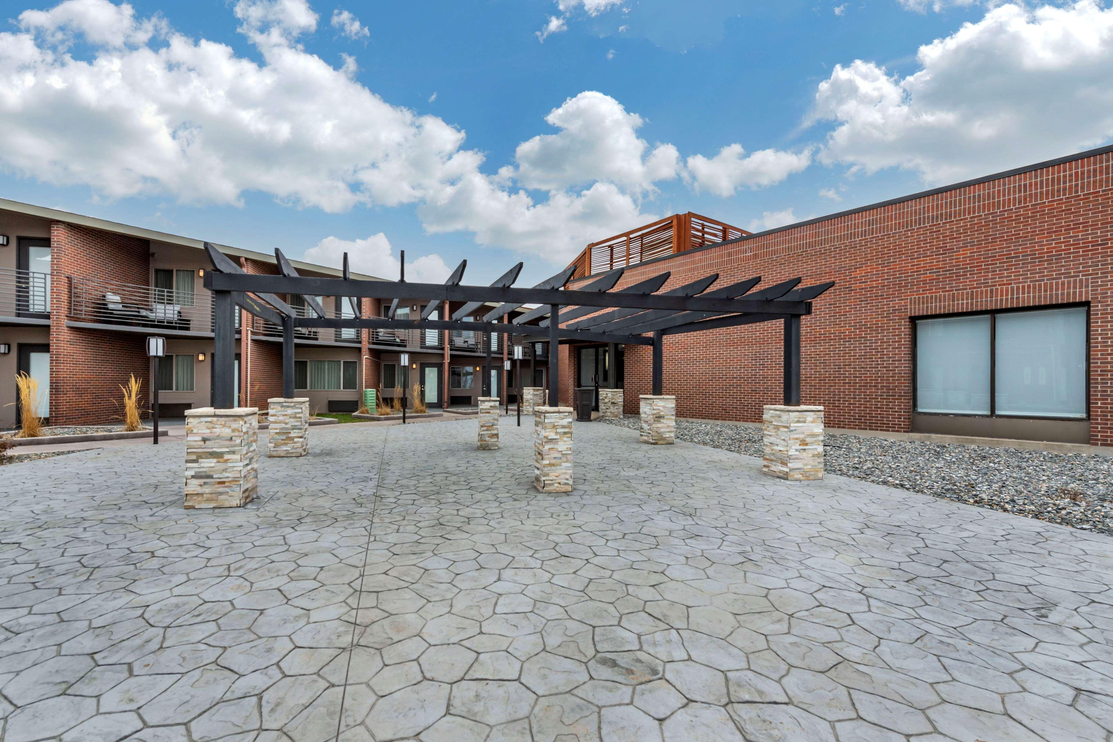 Best Western Premier Denver East Eksteriør billede