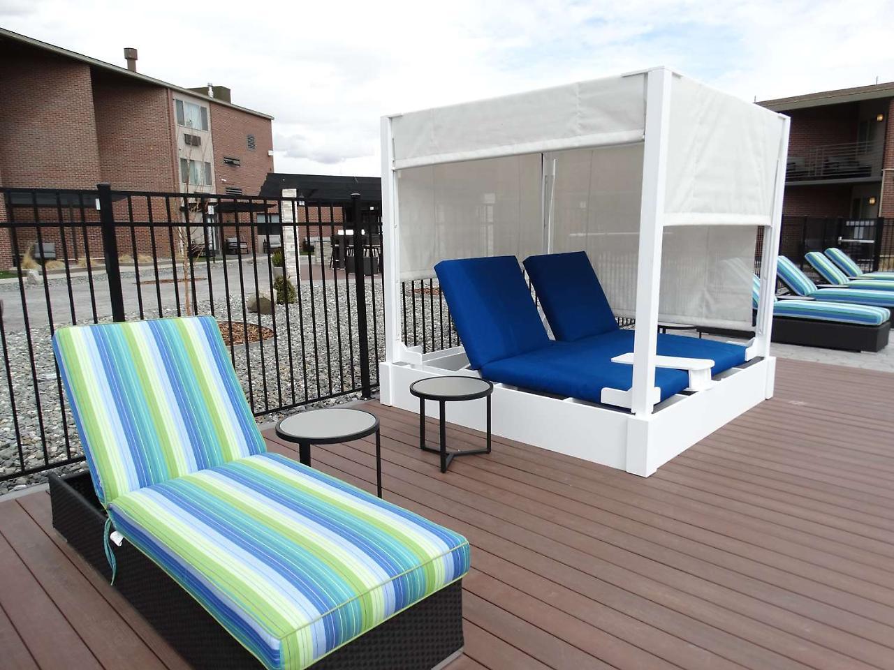 Best Western Premier Denver East Eksteriør billede