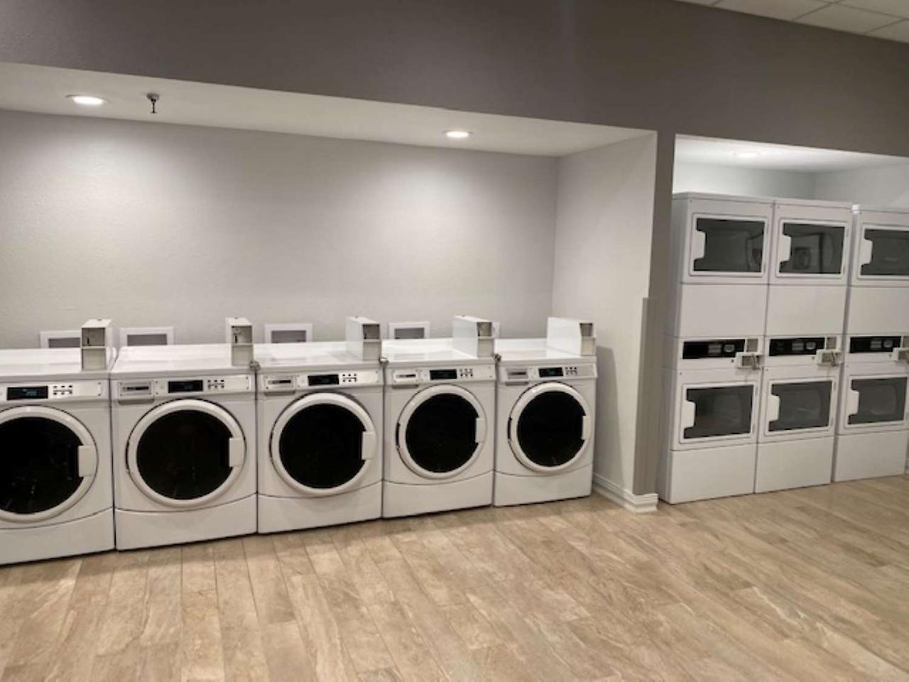 Best Western Premier Denver East Eksteriør billede